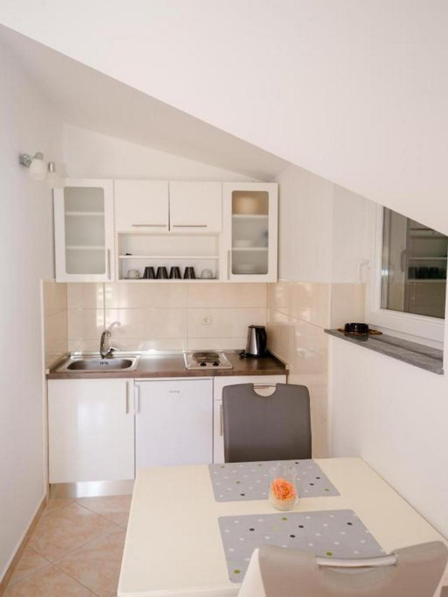 Apartments Bandalo Podstrana Ruang foto