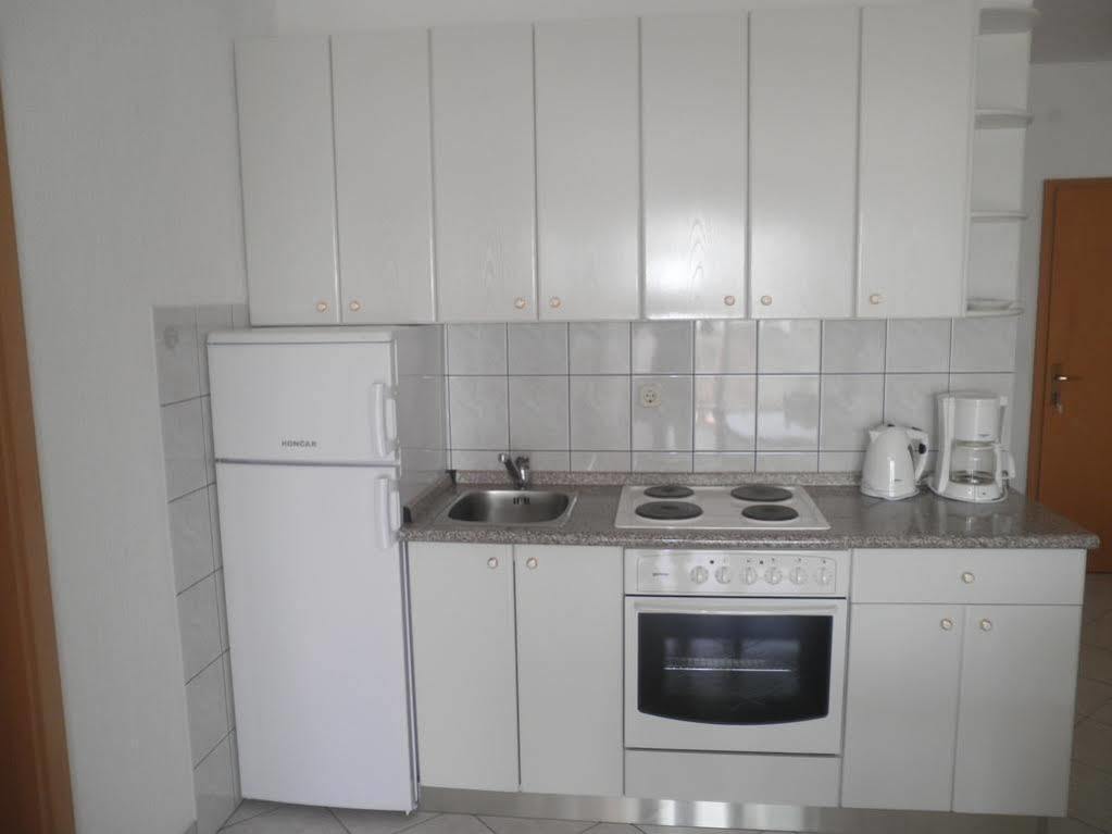 Apartments Bandalo Podstrana Bagian luar foto