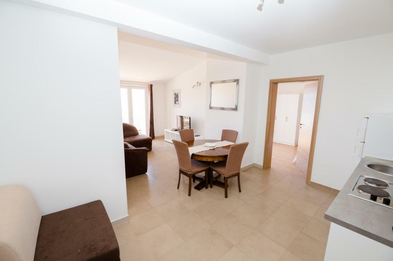 Apartments Bandalo Podstrana Bagian luar foto